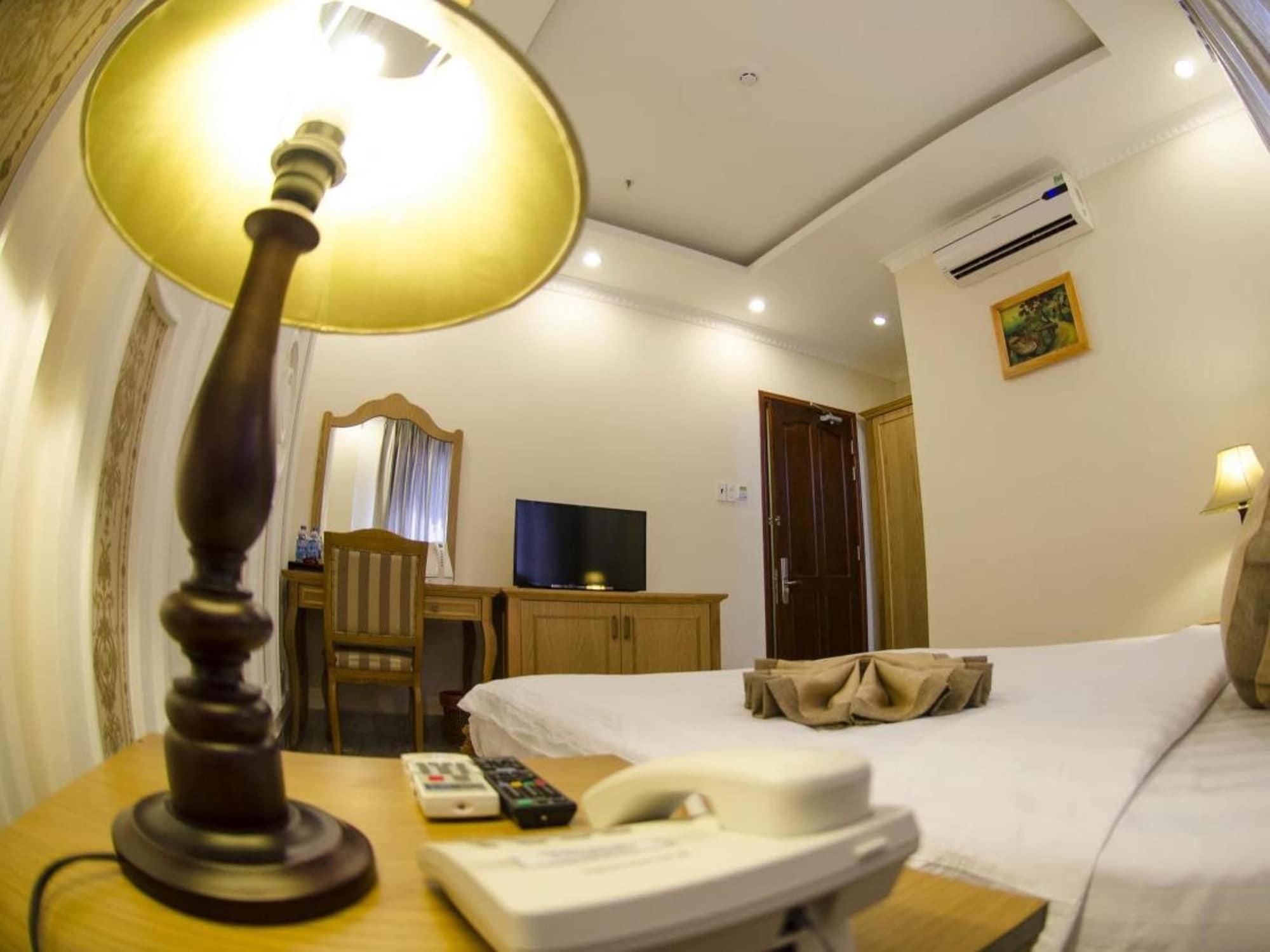 Madella Hotel Can Tho Buitenkant foto