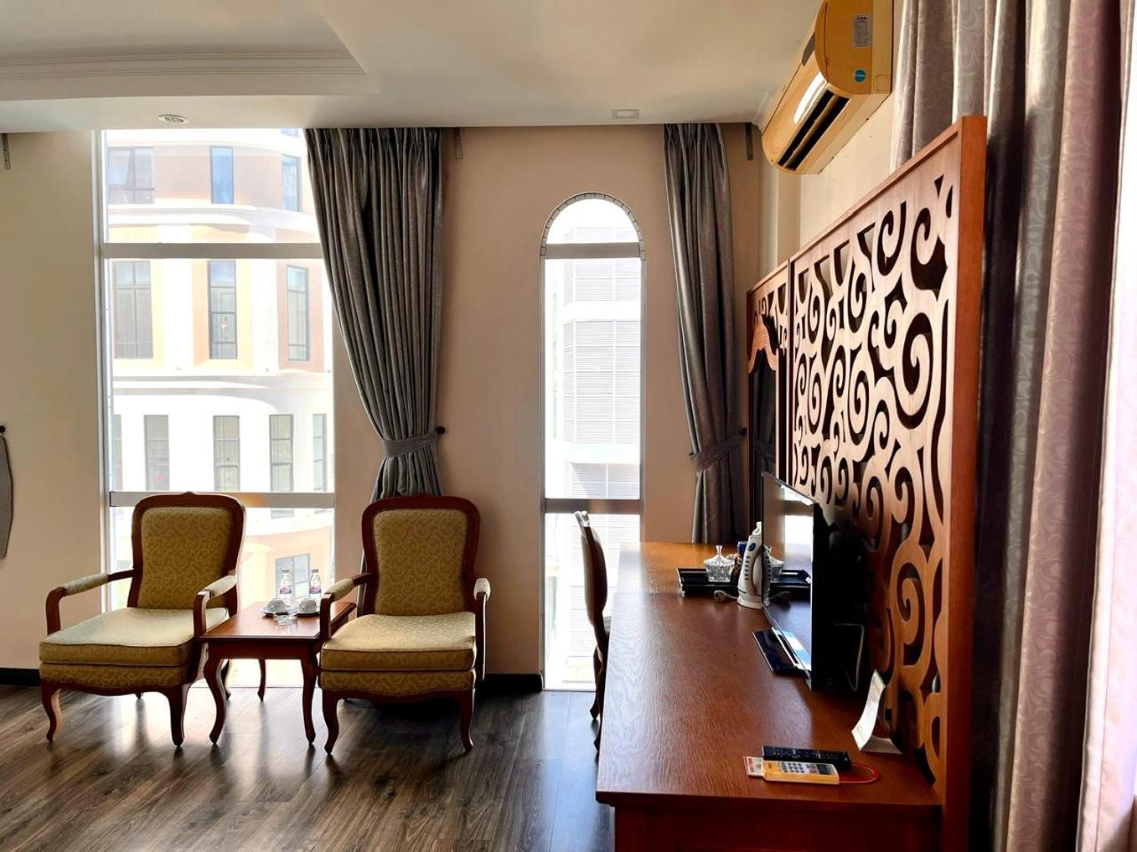 Madella Hotel Can Tho Buitenkant foto