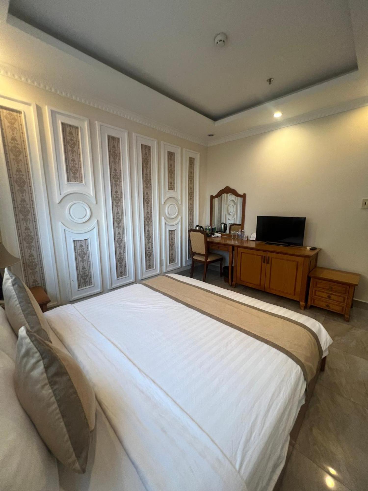 Madella Hotel Can Tho Buitenkant foto